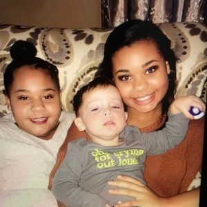 Meet your Posher, Lydia